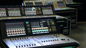 Soundcraft VI1000